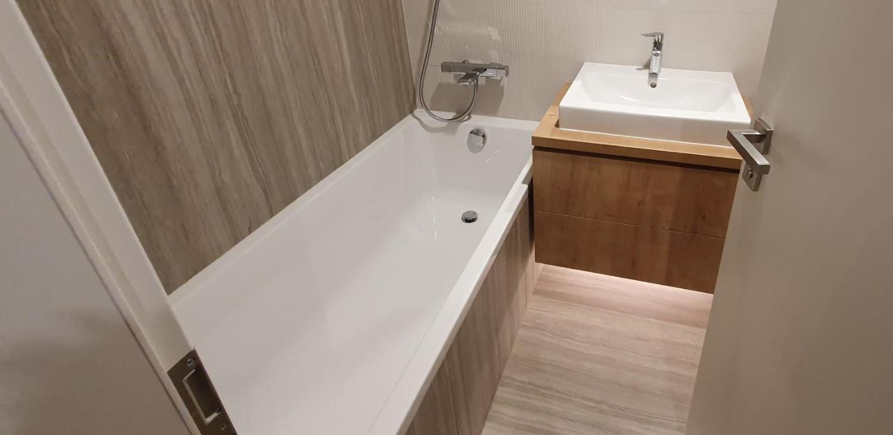 Napfeny Resort Exclusive Balatonlelle Eksteriør billede