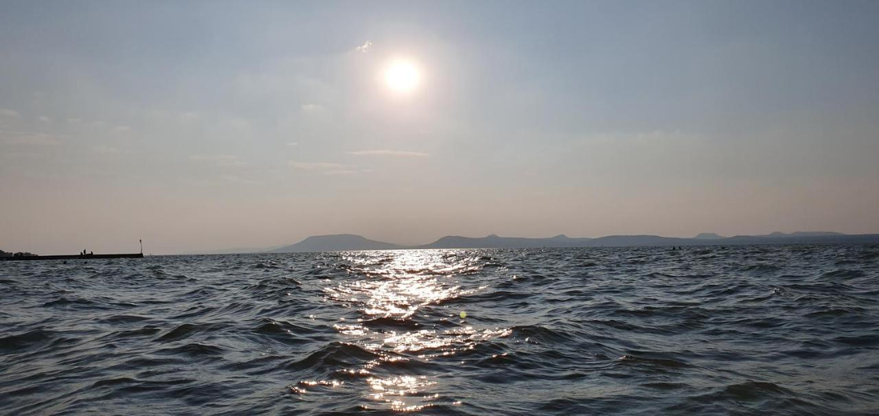 Napfeny Resort Exclusive Balatonlelle Eksteriør billede